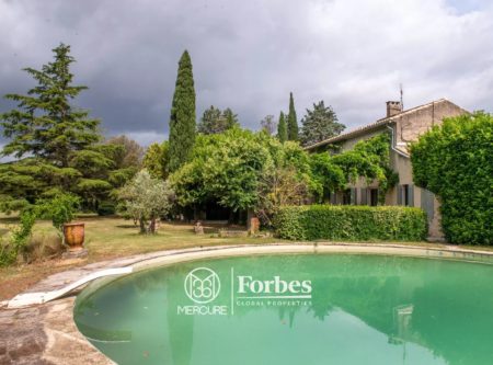 Renovated farmhouse with swimming pool, tennis court and olive groves - 21108LR