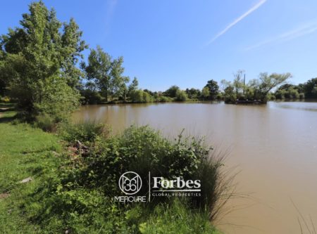 COUNTRY PROPERTY WITH POND AND MEADOWS - 10154PO