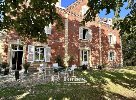 PROPRIETE EQUESTRE DE 17 HA AVEC DEPENDANCES - 20816NO