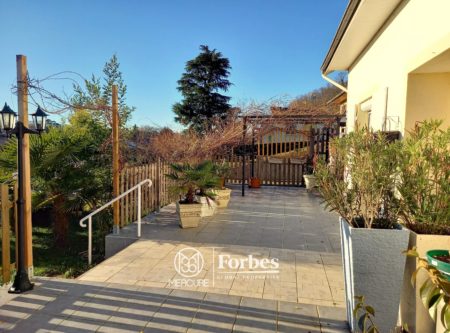 House 225 m² Châteauneuf de Galaure - 4752LY