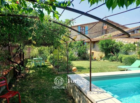 Architect-designed house in the heart of Chabeuil - 4958LY