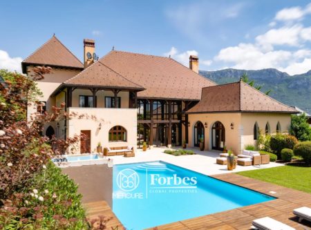 HAUTE-SAVOIE  –  ANNECY – RARE DEMEURE DE PRESTIGE DE  572 M² - 4784LY