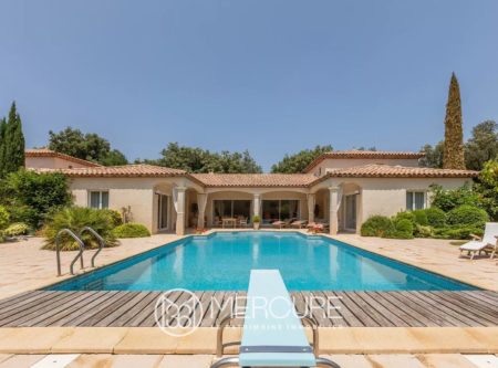 MAGNIFIQUE VILLA CONTEMPORAINE – PISCINE - 21294LR