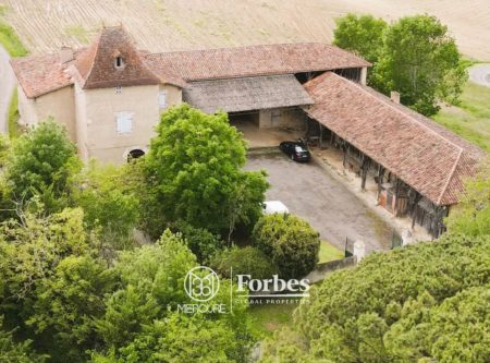 MAISON DE CARACTERE – DEPENDANCES – PUITS – MARE - 8835TS