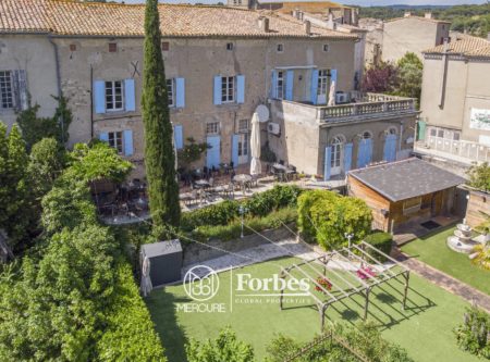 ANCIEN CHATEAU DE VILLAGE – RESTAURANT – CHAMBRES D’HOTES - 9194TS