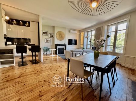 Duplex de Charme au Cœur de Clermont – Élégance & Confort à Deux Pas de la Place de Jaude - 21300AU