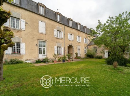 Chambre d’hôtes- Couvent- Jardin de 850m² - 21066MAC