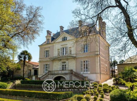 South of Nantes – manor house, outbuildings &  caretaker’s cottage - 3035NA