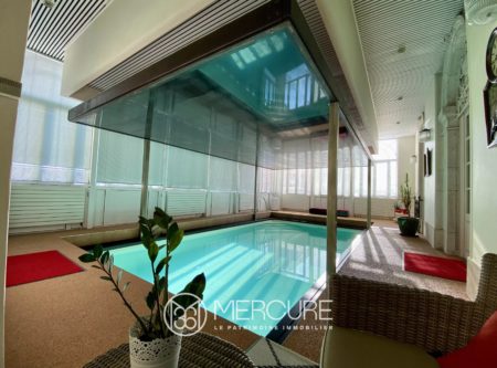 Town centre – Haussmann-style flat with lift and swimming pool/reception room - 1734VA