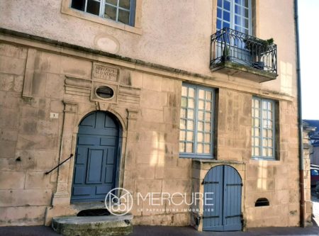 EXCEPTIONAL 16th CENTURY Mansion - 1608MHL