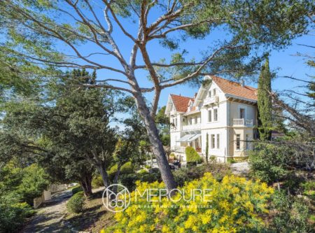 French Riviera, Historic residence halfway between beach and golf course - 21073CA