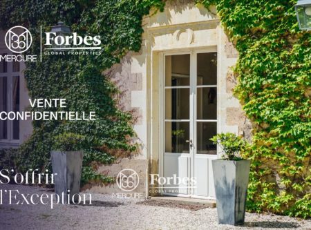 SOUTH OF NANTES – 18th CENTURY PROPERTY  ON 5 HECTARES – 5 BEDROOMS, SWIMMING POOL & TENNIS COURT - 3057