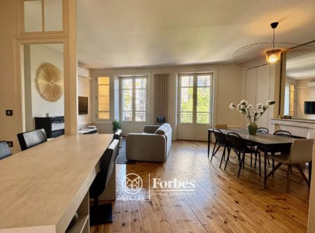 Duplex de Charme au Cœur de Clermont – Élégance & Confort à Deux Pas de la Place de Jaude - 21300AU