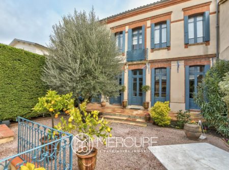 1870 FAMILY HOME IN PERFECT CONDITION + INDEPENDANT RENOVATED RENTED T2 - 9119TS
