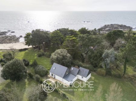Finistère Sud, Maison au bord de la plage - 21060BR