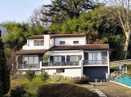 BELLE VILLA CONTEMPORAINE – PAU QUARTIER TRESPOEY - 901038bx
