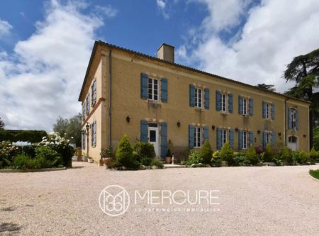 MAGNIFICENT 14TH-CENTURY PROPERTY – GREAT VIEW - 9137TS