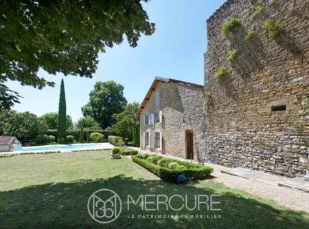Propriété historique avec piscine proche Jura - 21290VA