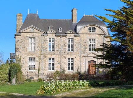 Brittany, Côtes d’Armor,  Chateau Lamballe - 21126BR