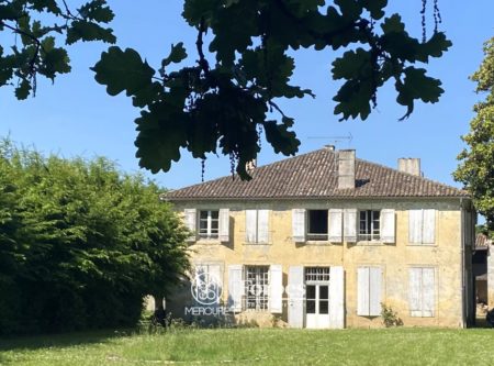LA REOLE AVEC VUE SUR LA VALLEE DE LA GARONNE - 900675bx