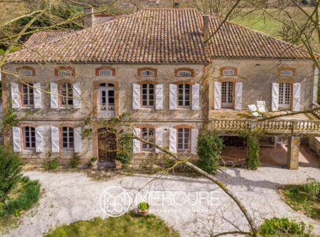 ELEGANT 18TH-C LAURAGAISE HOUSE – POOL - 9140TS