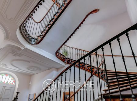 BEAUTIFUL MANSION IN THE TOWN CENTRE - 8765TS