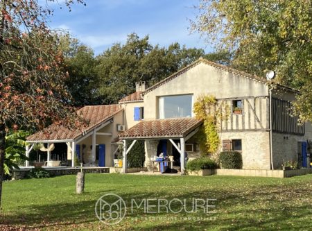 PROPRIÉTÉ – BOXES ET PRAIRIES – 12 HA – LOT-ET-GARONNE - 900673bx