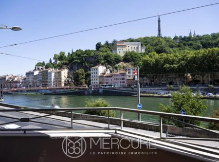 Lyon, quai de Saône : vue imprenable – Appartement de 115,71 m², 4 pièces, 3 chambres, traversant, avec terrasse, possibilité garage - 4974LY