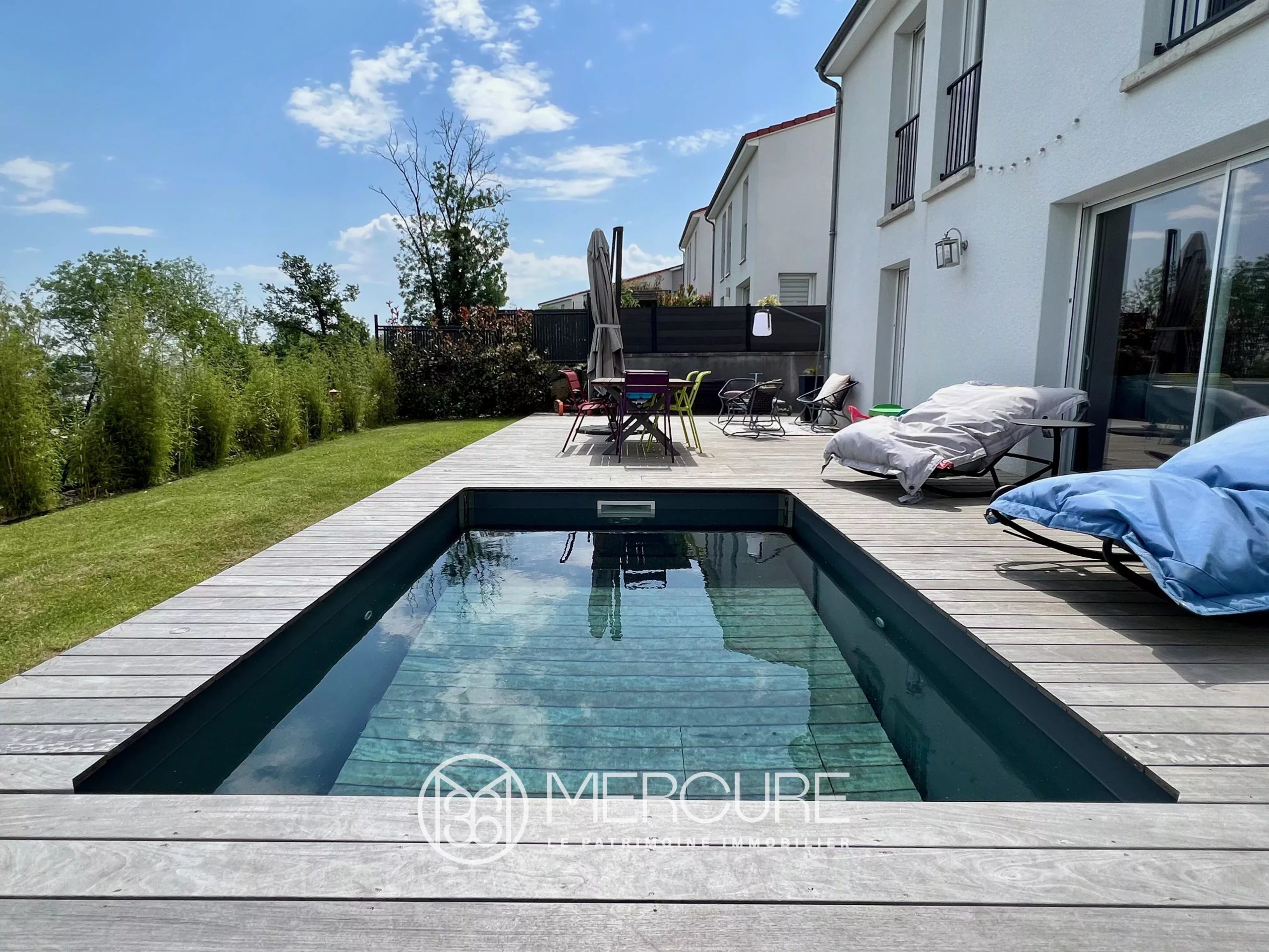 NICE HOUSE OF 126M², 3 BEDROOMS, PANORAMIC VIEW, POOL - 20134AU