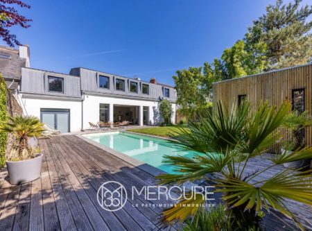 NANTES MELLINET – FAMILY HOME WITH POOL – 5 BEDROOMS - 3052