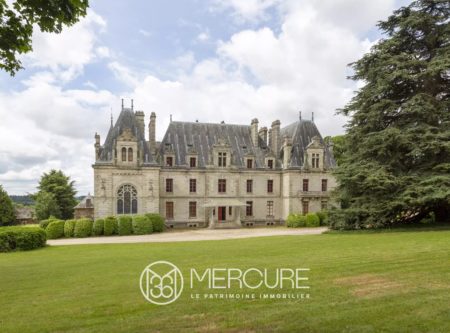 MORBIHAN –  26 ha – GRAND CHÂTEAU ISMH AVEC DEPENDANCES - 20871BR