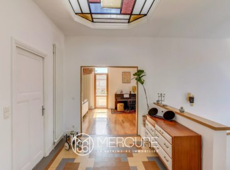 BACK FOR SALE!  RENOVATED TOWNHOUSE – POOL - 9047TS