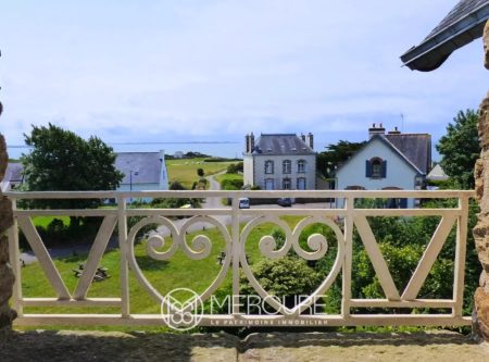 Southern Brittany, turn of the century seaside villa in Pouldu - 21278BR