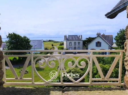 Southern Brittany, turn of the century seaside villa in Pouldu - 21278BR