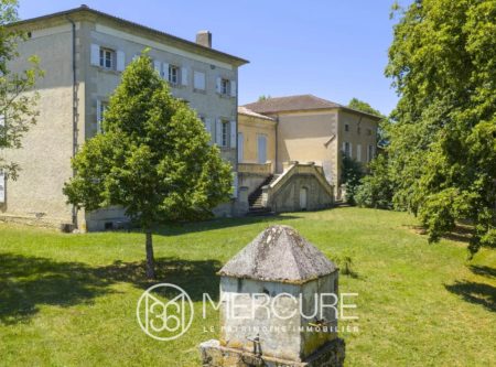 PROPRIETE DE CARACTERE AU COEUR DU PAYS DE COCAGNE - 9200TS