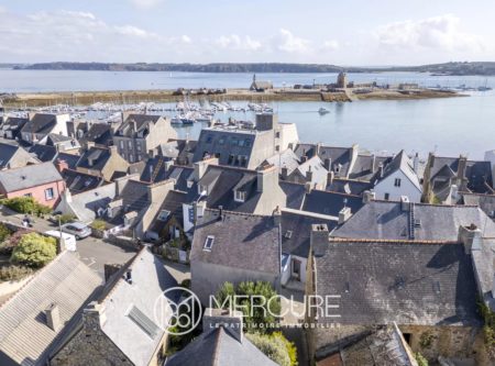 In the heart of Camaret, architect-designed house - 21362BR