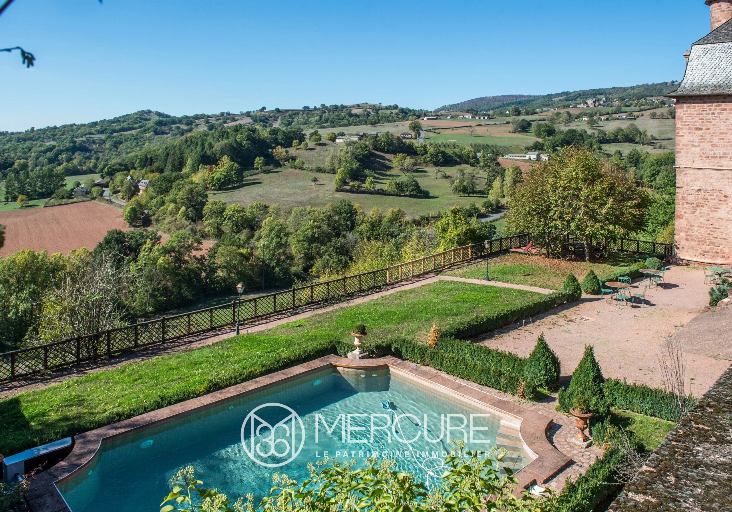 SPLENDIDE CHATEAU MEDIEVAL, CLASSE ISMH - 8673TS