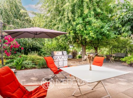 Elegant Contemporary Home with Landscaped Park and Heated Pool - 4955LY
