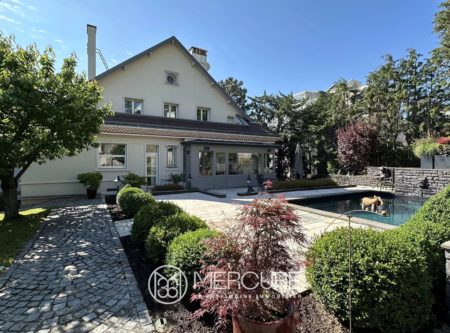Belle propriété de 380m² sur 1429m², 6 chambres, terrasse, piscine, Chamalières - 20922AU
