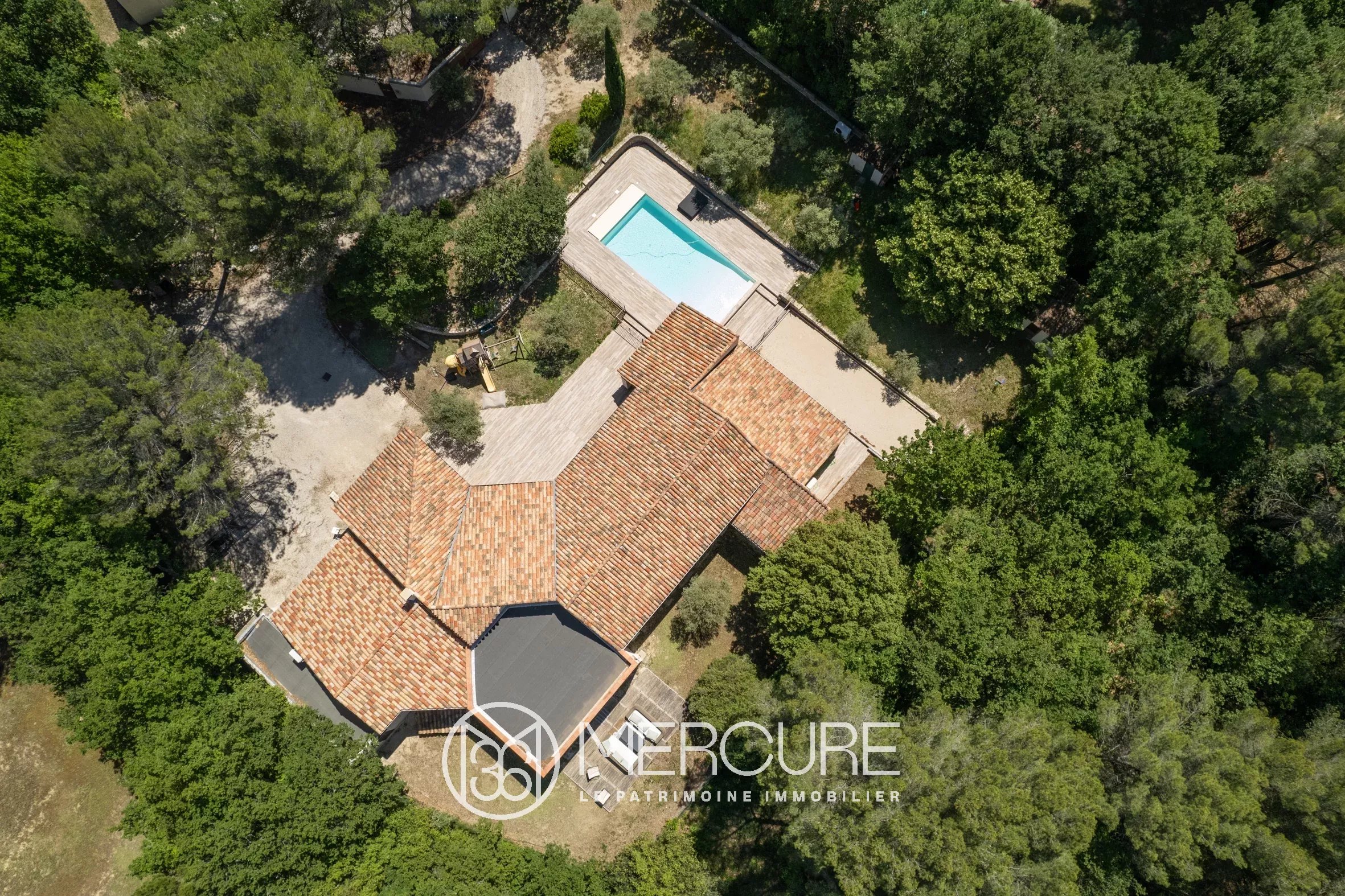 Villa contemporaine d&rsquo;exception avec vue panoramique - 21247LR
