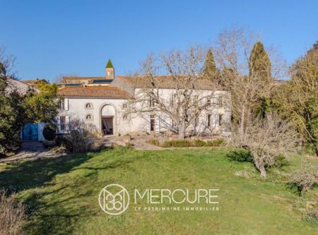 GRANDE MAISON BOURGEOISE XIX° – DANS JOLI VILLAGE - 9120TS