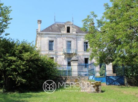 ELEGANT 19th C. HOUSE - 9988PO
