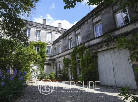 AN ELEGANT MANSION PRIVATE - 10136PO