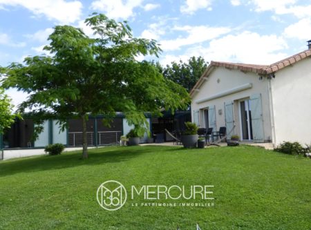 Maison de campagne avec piscine couverte - 23285