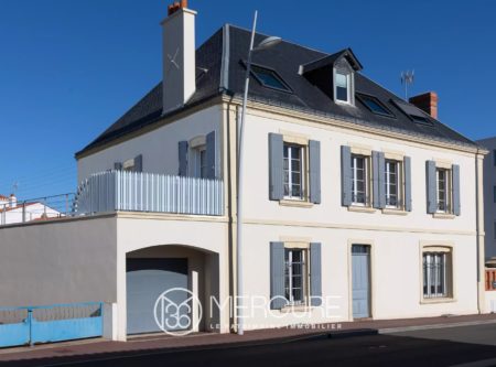 West of France, ocean view – remarkable manor house - 20966VE