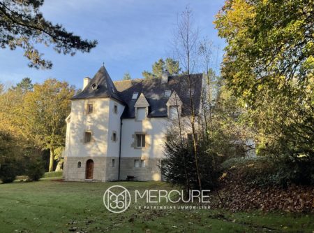 Finistere – neo breton manor house 16Hha of woodland - 20159BR