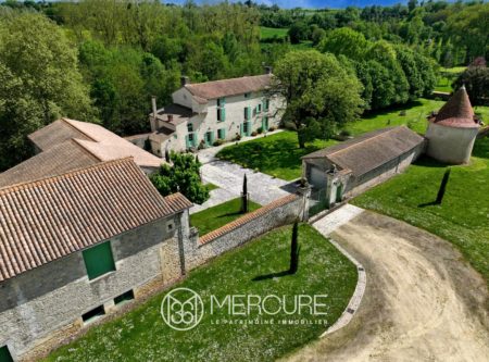 EXCEPTIONAL 16th C. LOGIS AND ITS OUTBUILDINGS - 10108PO