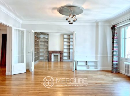 Elegant renovated Apartment – 200 sqm – 4/5 bedrooms– Upper Floor , elevator , Garage, between Blatin and Avenue Julien - 21339AU