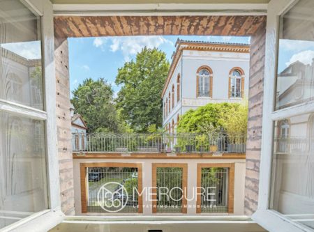CHARMANT APPARTEMENT COMPLETEMENT RENOVE - 9196TS
