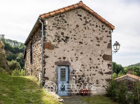 COQUETTE MAISON DE BOIS ET DE PIERRE A ANDELATmaison de bois et de pierre, à Andelat - 9213TS